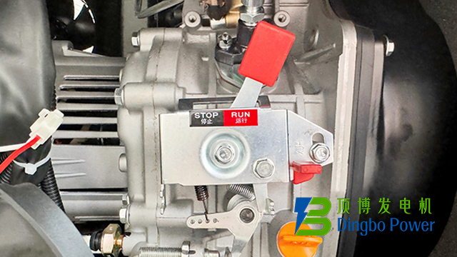 8KW柴油静音发电机组2