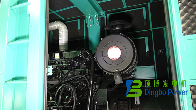 240kW东风康明斯静音箱式柴油发电机组2